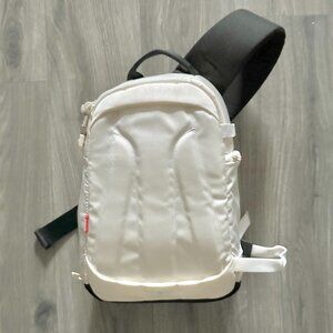 Manfrotto Agile II Sling Camera Bag in Star White - Excellent Used Condition